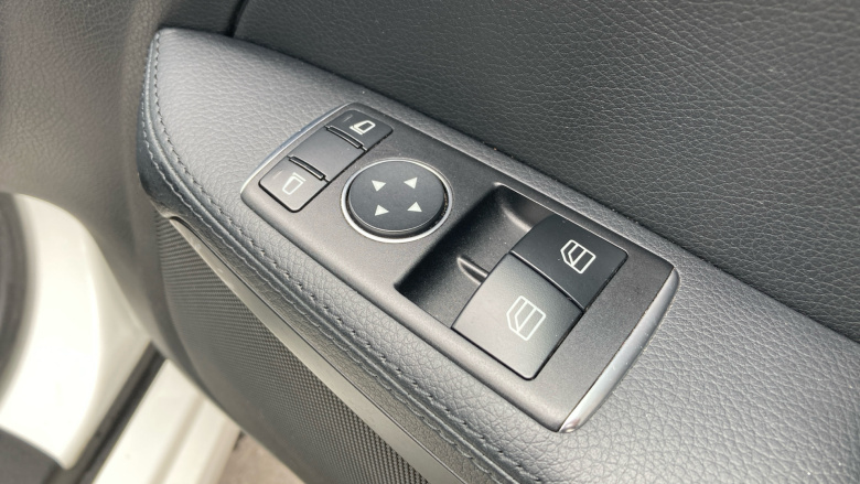 Mercedes-Benz SLC 180 AMG Line 2dr Petrol Roadster